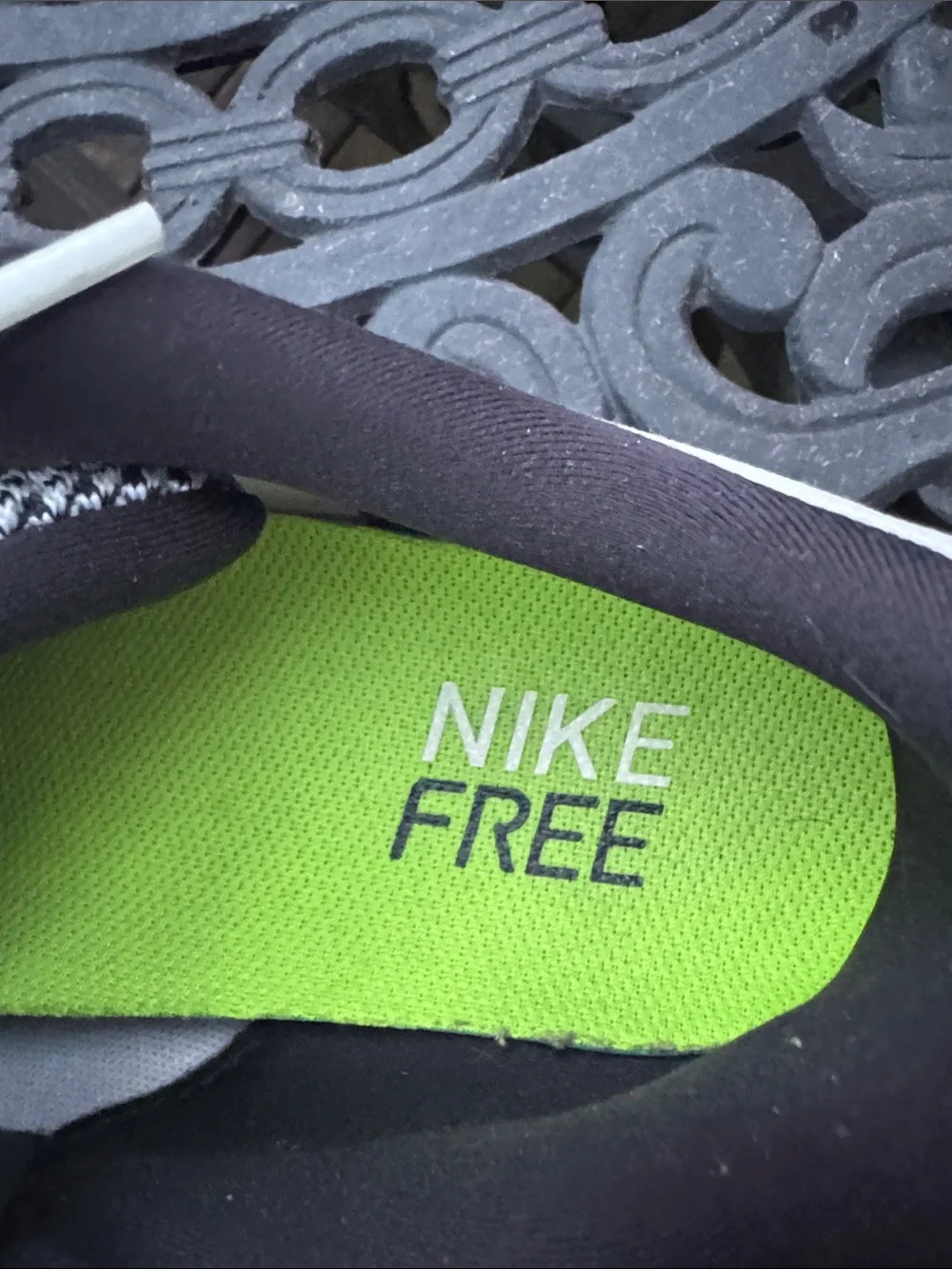 Nike Knit Running Sneakers in White, Black and Green